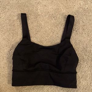 Black lululemon sports bra